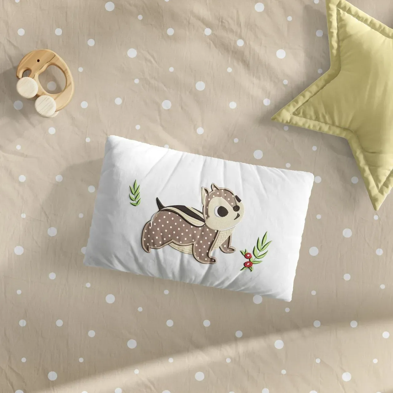 Almofada Retangular Esquilo da Floresta