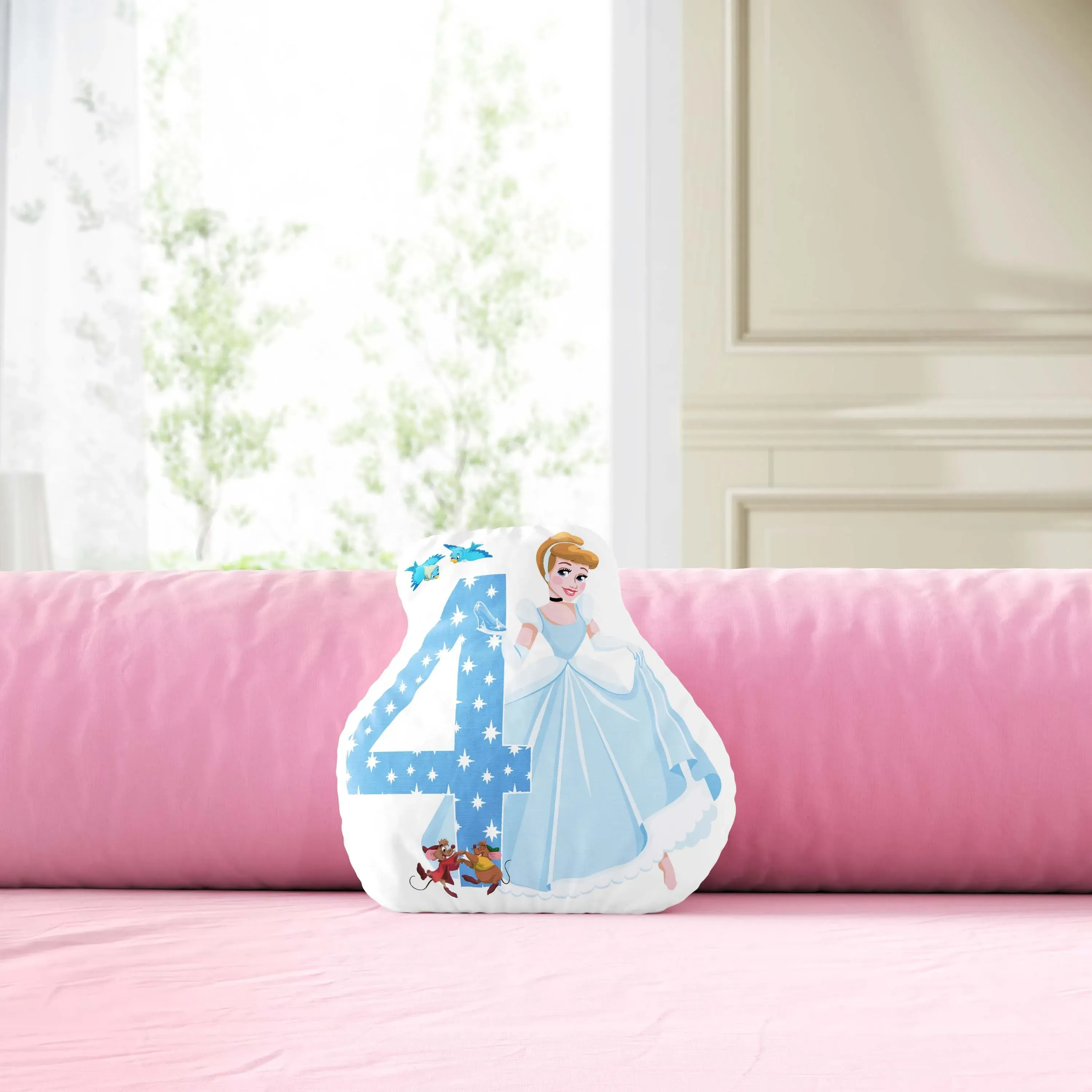 Almofada Mesversário 04 meses Princesas Disney