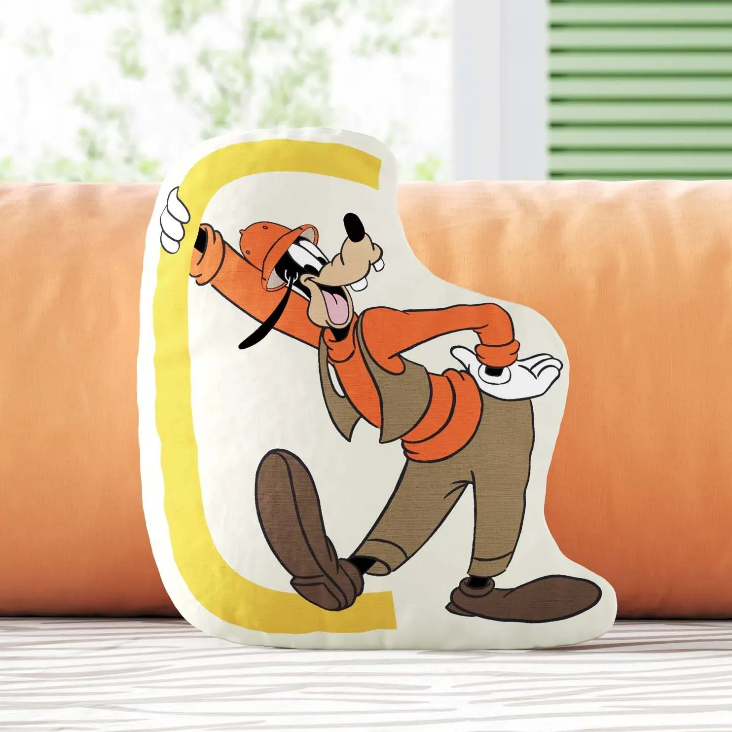 Almofada Pateta Safári Letra C 20cm